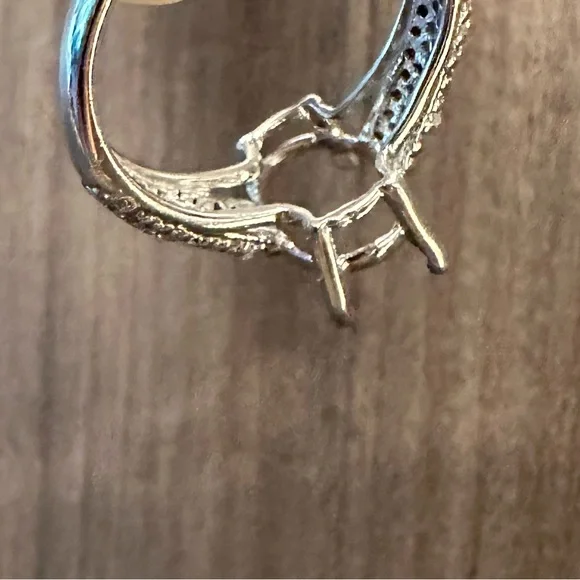 10k white gold diamond semimount Ring - Picture 4 of 4